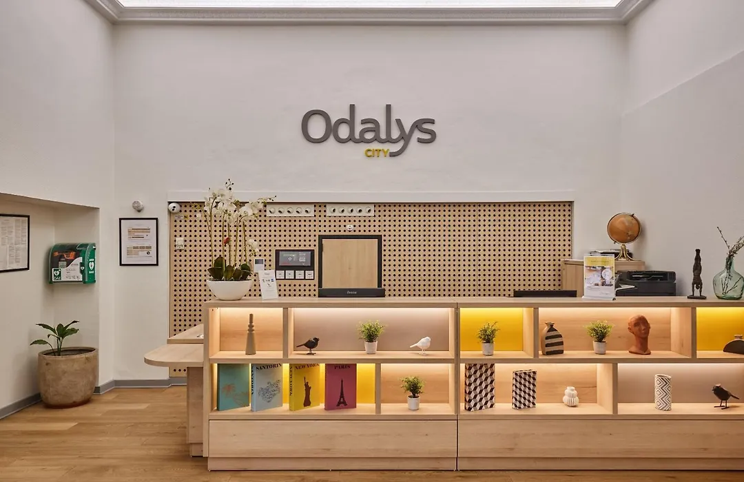 Appart'Hotel Odalys City - Montpellier Centre Gare Saint Roch-1