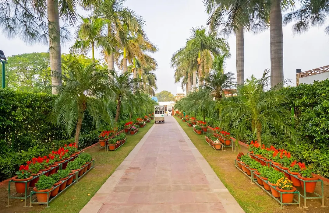 Aapno Ghar Resort & Amusement Park-1