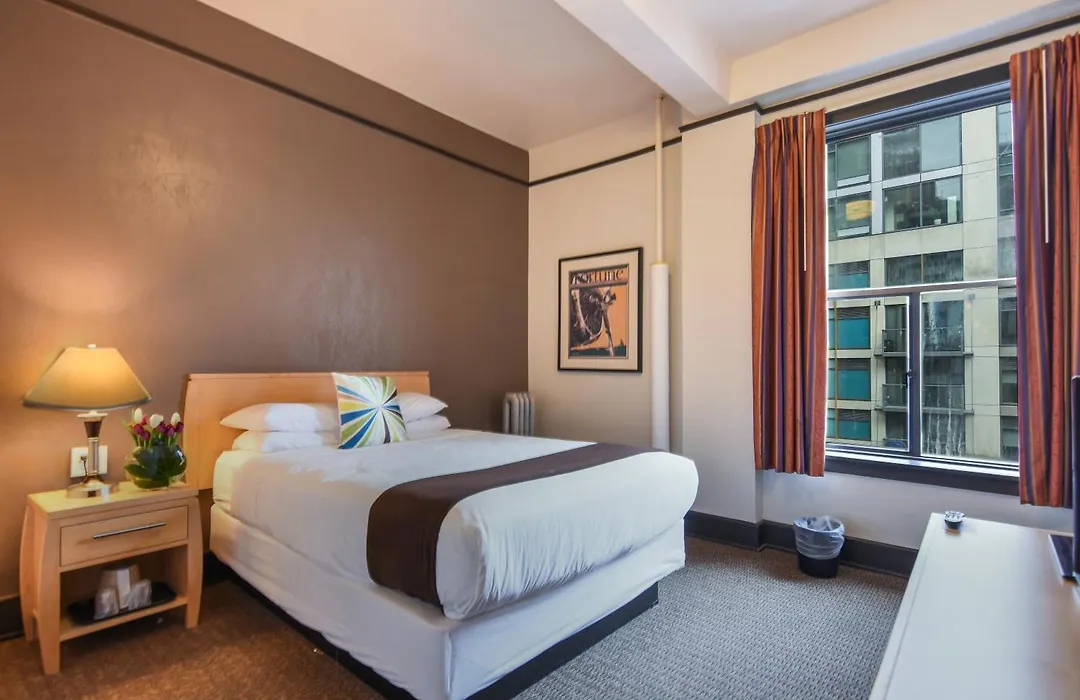 Moore Hotel-1