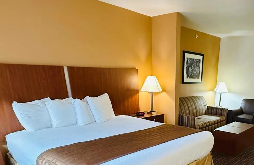 Richland Inn And Suites-1