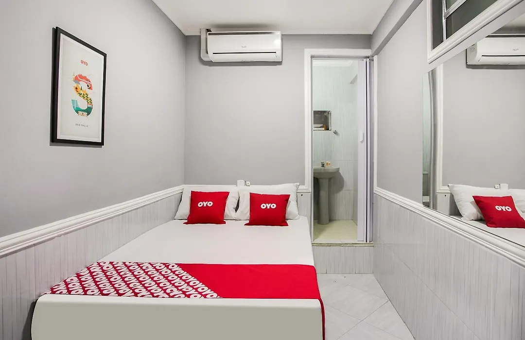 OYO Hotel Boneville, São Paulo-1