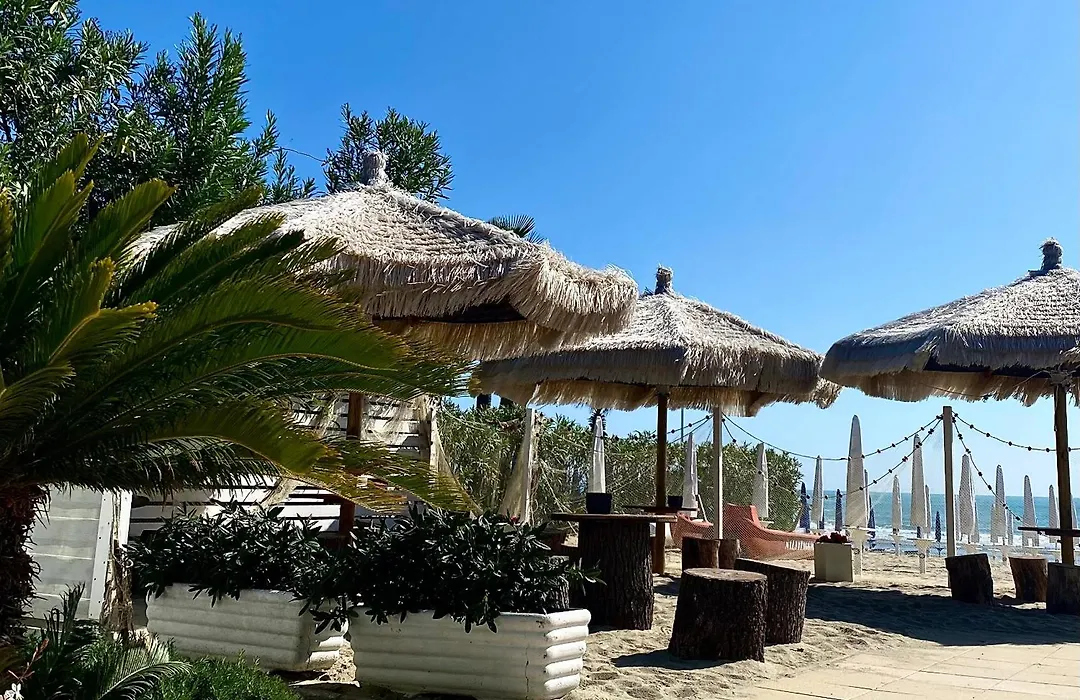 Vera Hotel-1