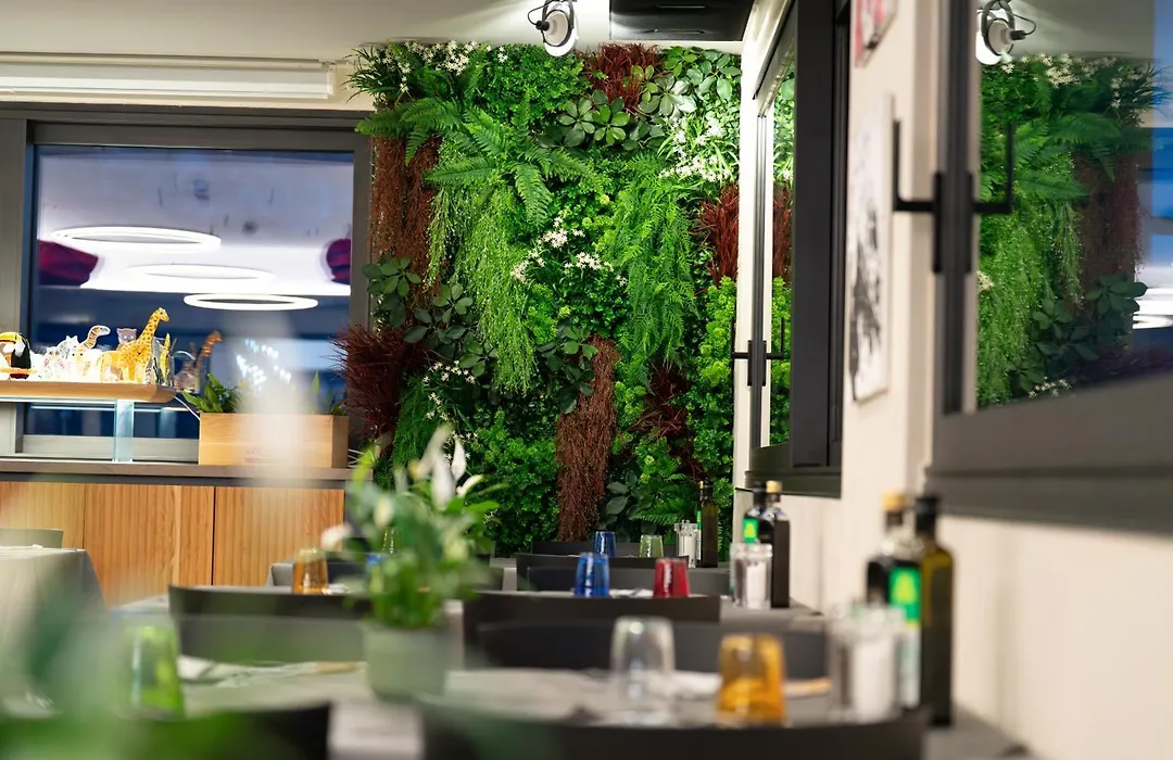 Rolly - Rooms & Restaurant-1