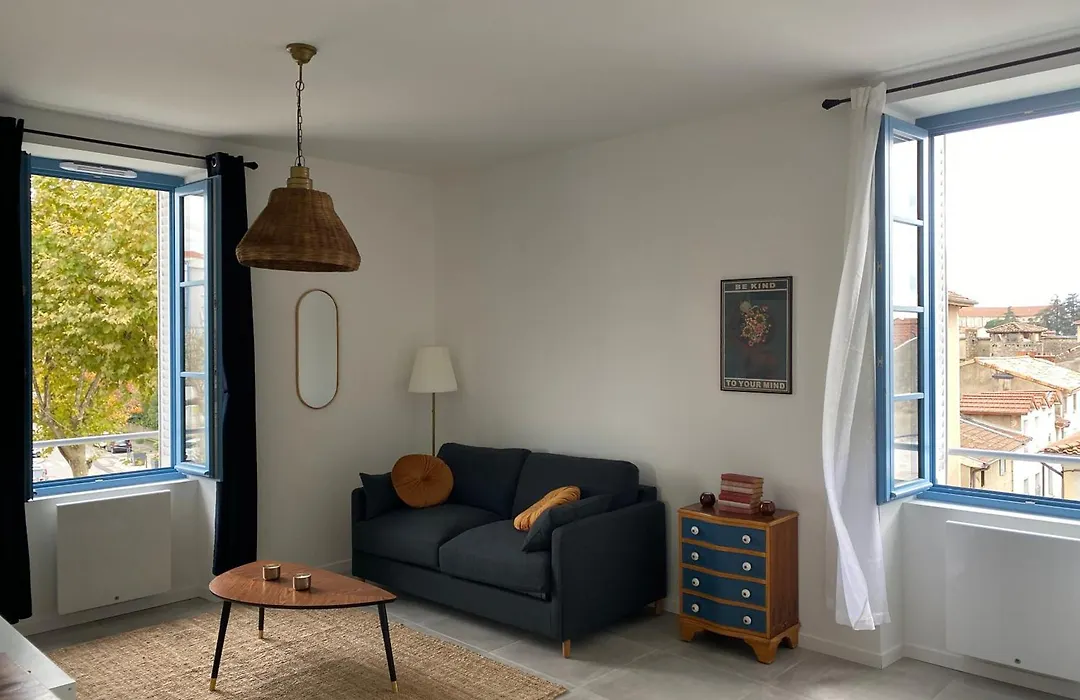 Le Jules Appart'Hotel, Appartements de charme centre de Romans-1