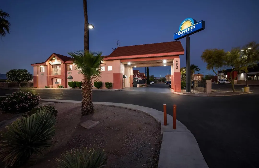 Days Inn By Wyndham Tucson Airport-1