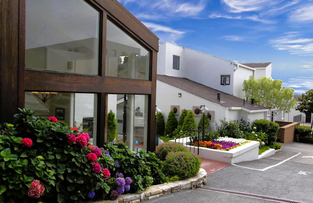 Lobos Lodge-1