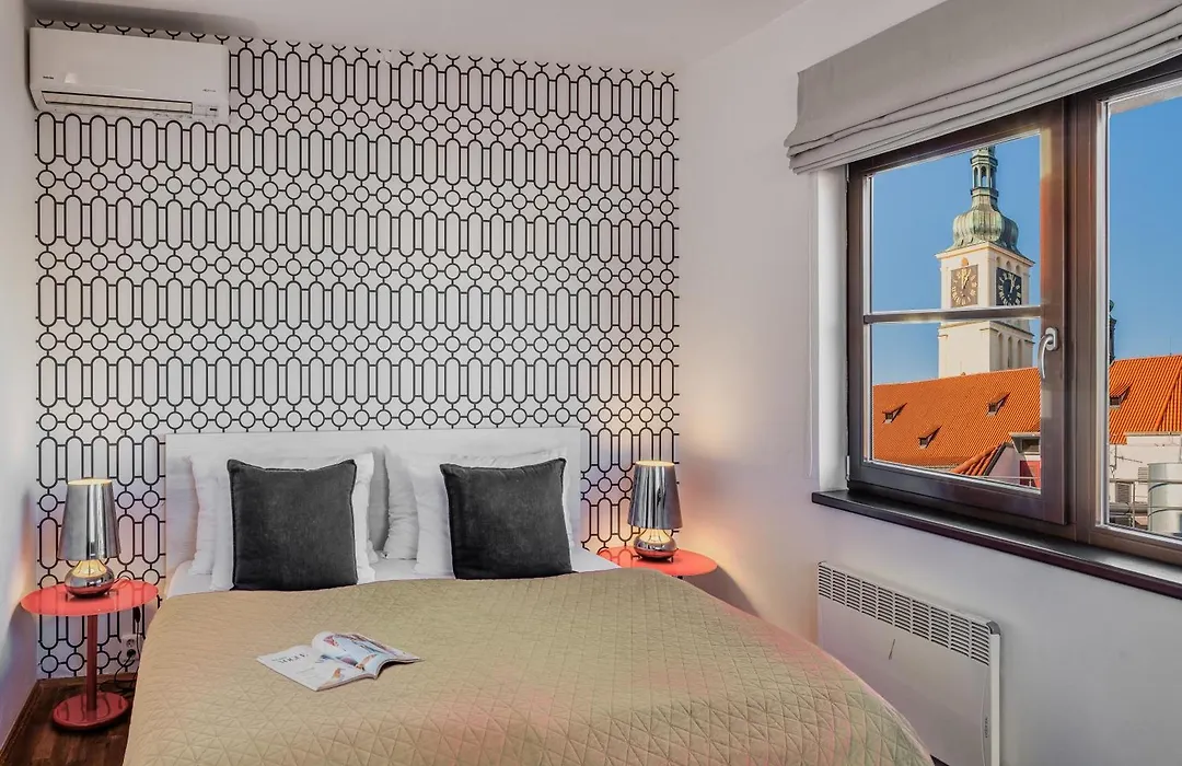 4 Arts Apartments By Adrez-1