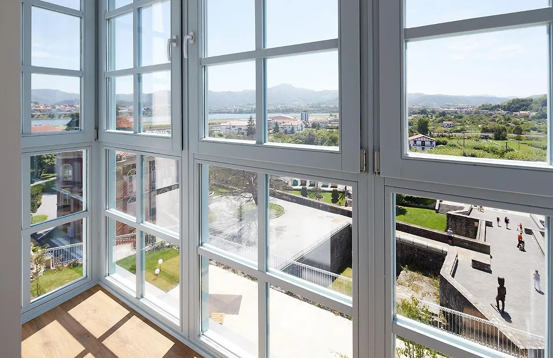 H Suite3B By Smiling Rentals-1