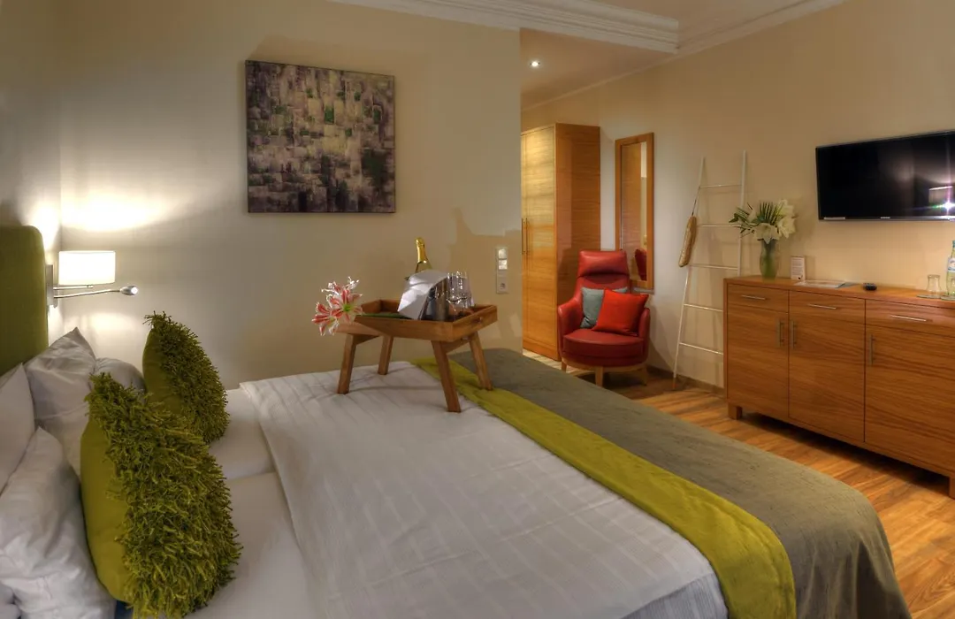 Nells Park Hotel-1