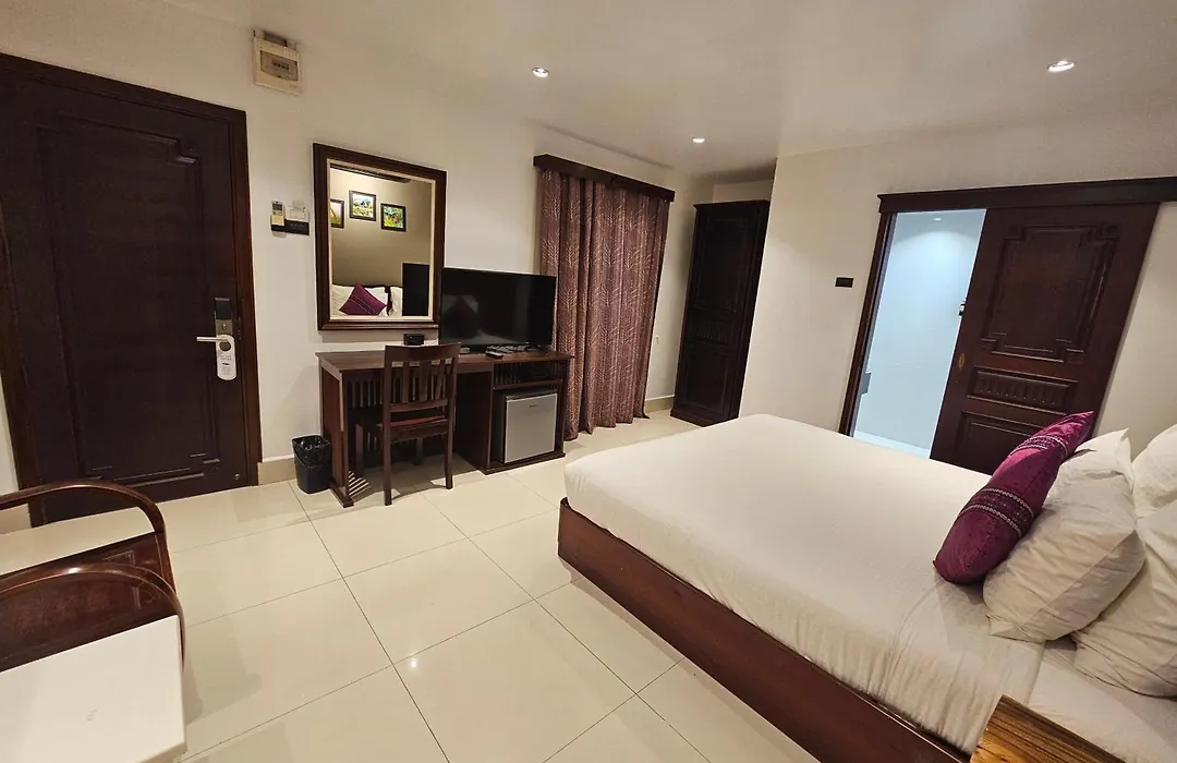 Family Boutique Hotel-1