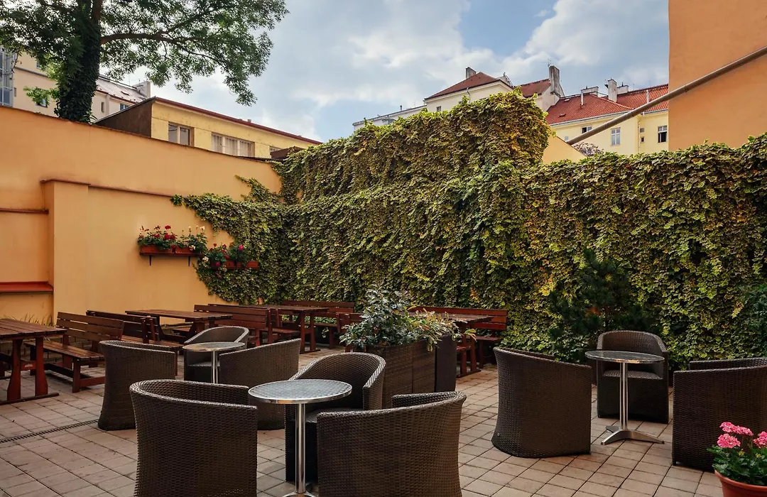 Hotel Ambiance-1
