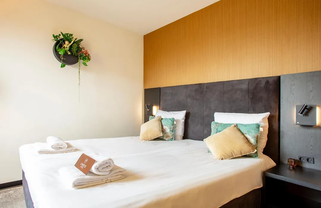 Hotel Lowietje-1