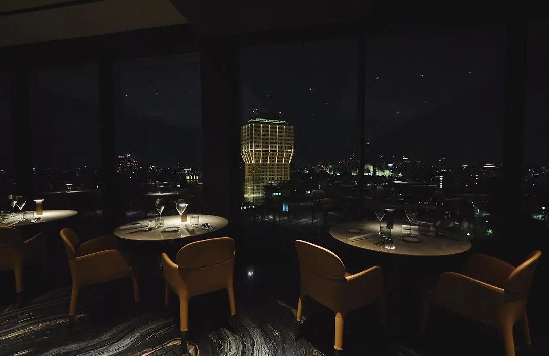 Uptown Palace-1