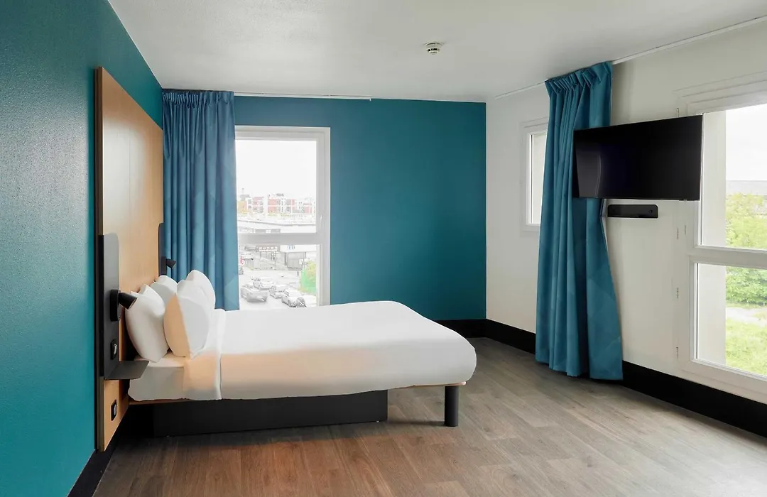 B&B HOTEL Paris Romainville Noisy-le-Sec-1