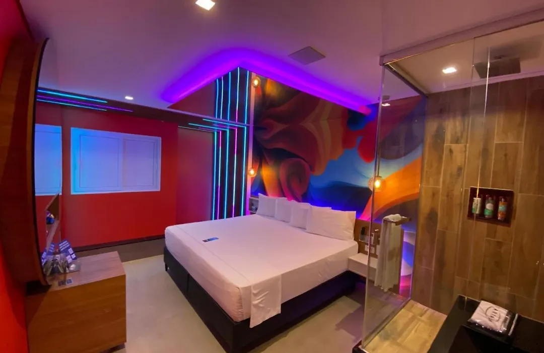 Fantasy Motel-1