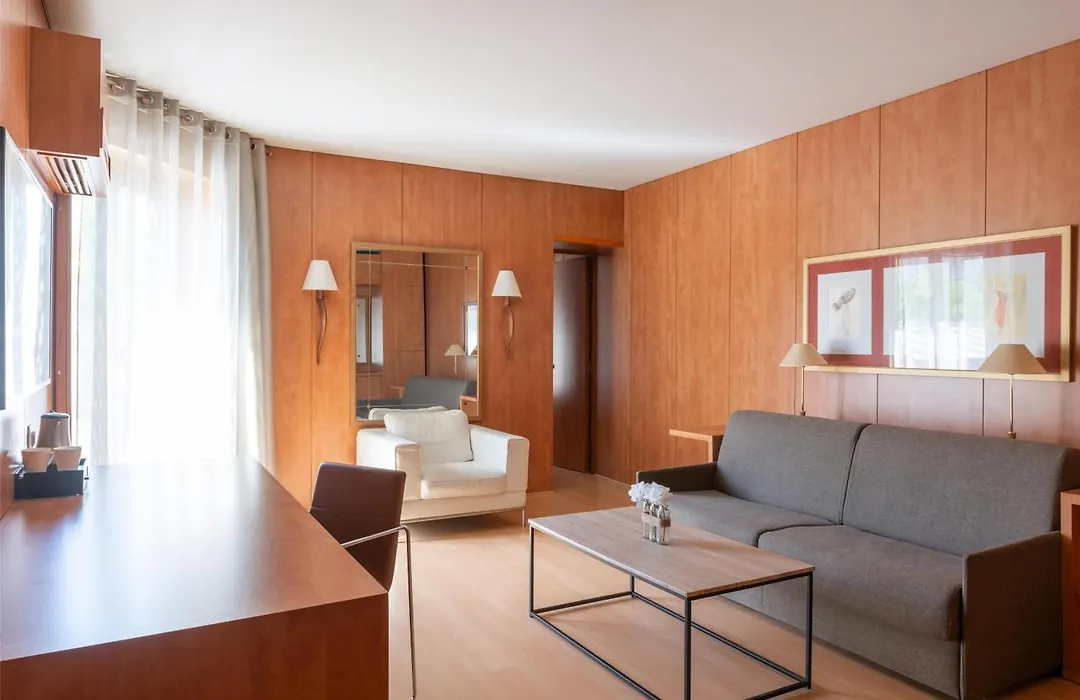 Best Western Ronceray Opera-1