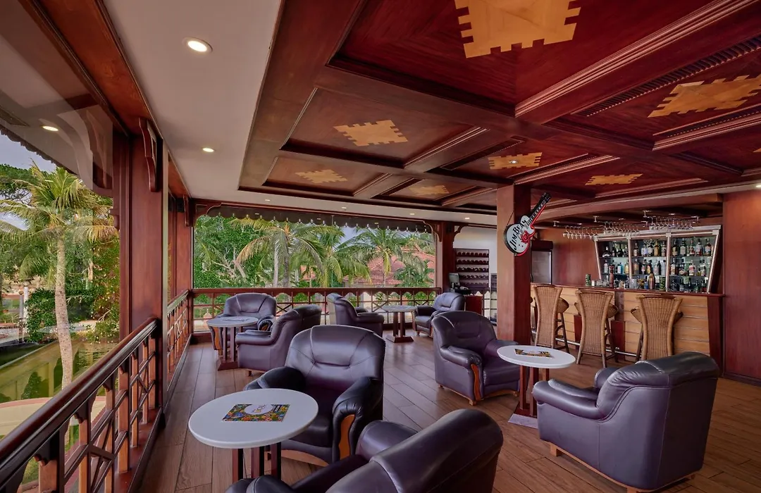 Sterling Lake Palace Alleppey-1