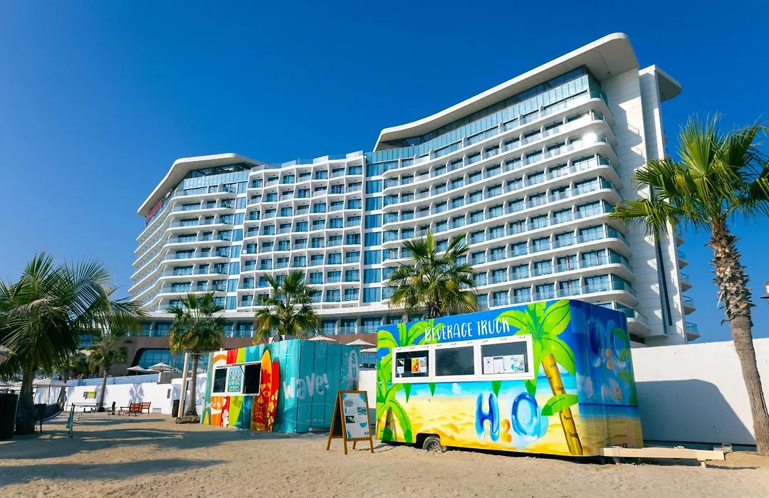 Hampton By Hilton Marjan Island-1