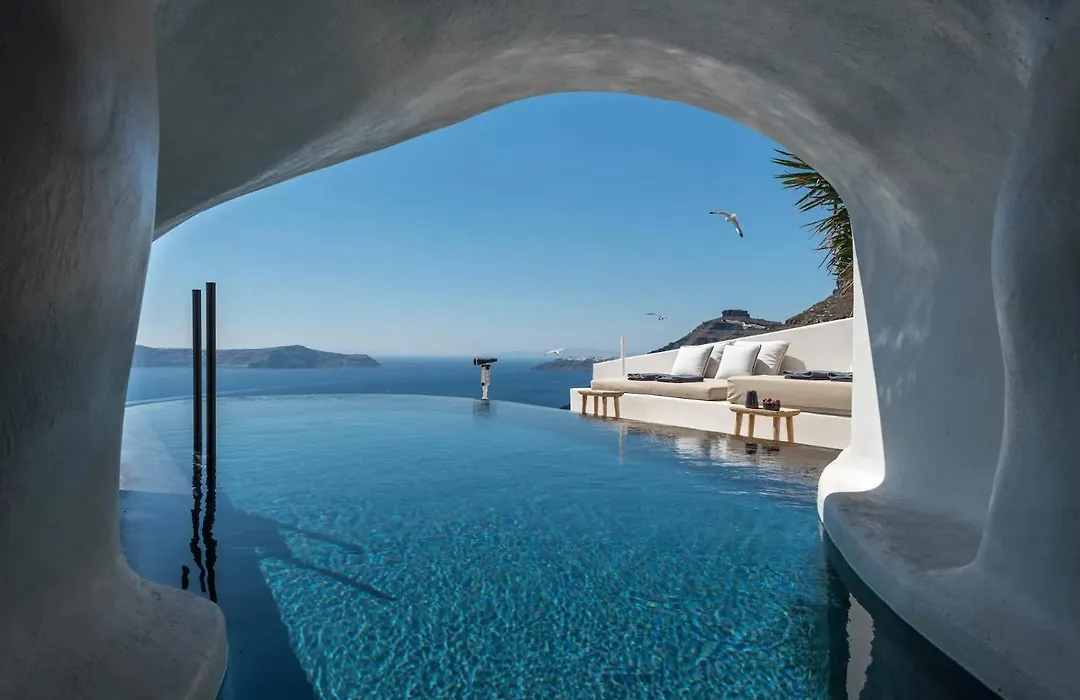 Porto Fira Suites-1