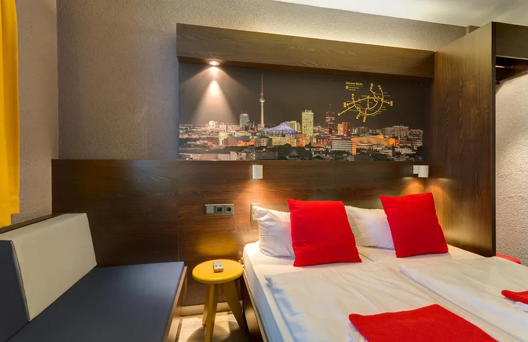 Meininger Hotel Berlin Hauptbahnhof-1