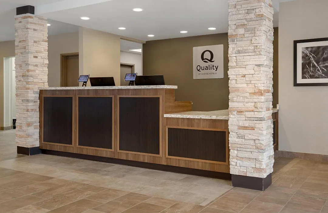 Quality Inn & Suites Kingston-1