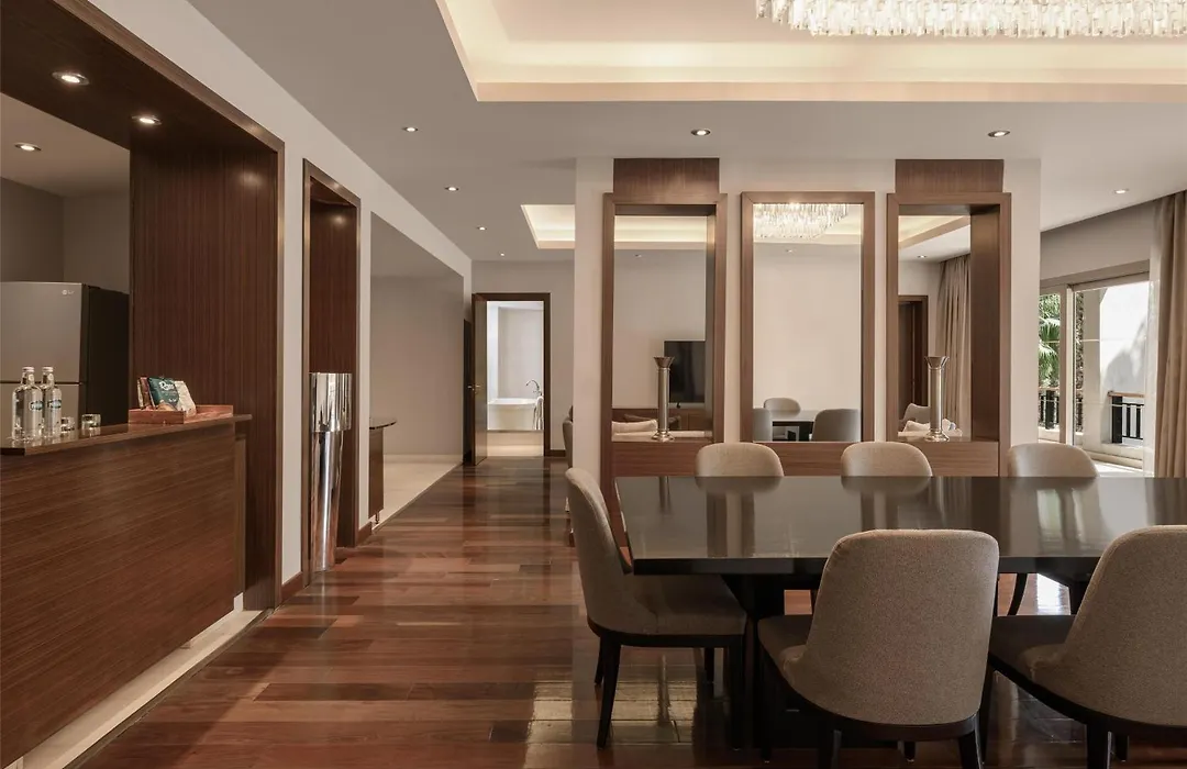 Dusit Thani Lakeview Cairo-1