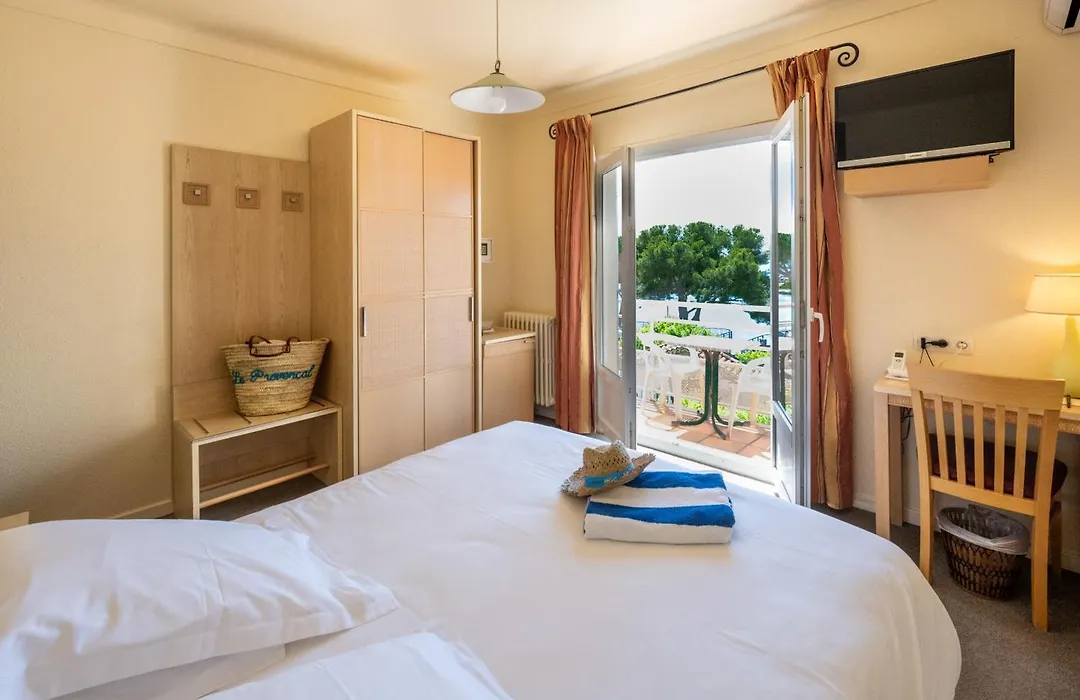 Logis Hotel Le Provencal Rest Les Muriers-1