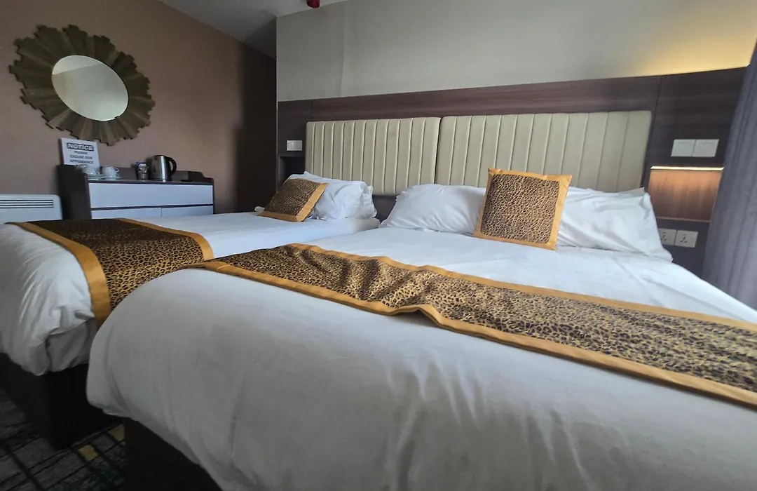 Double Bedroom Studios-1