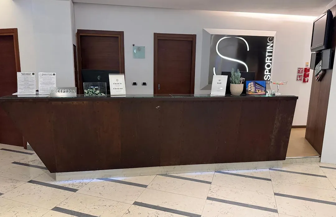 Hotel Sporting Cologno-1