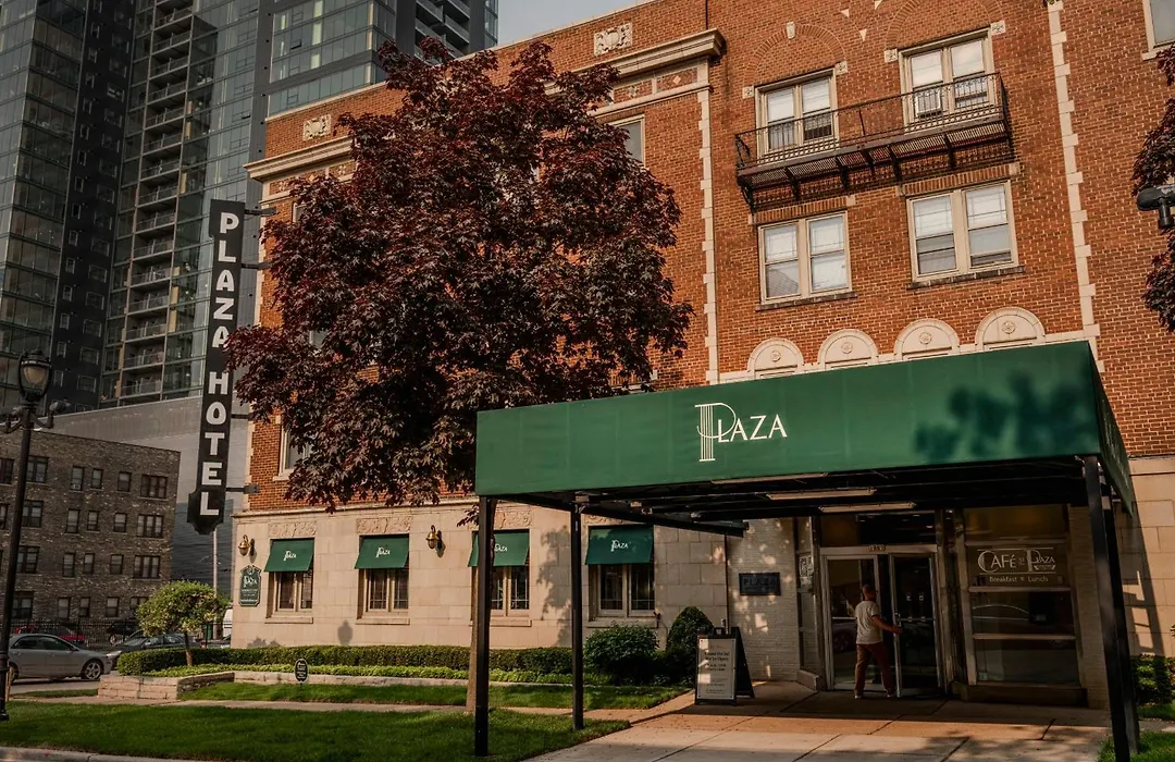 The Plaza Hotel - Milwaukee-1