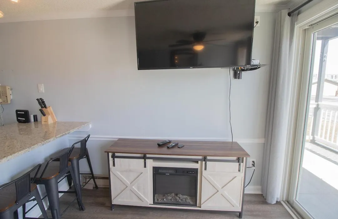 Mountaintop Condos-1