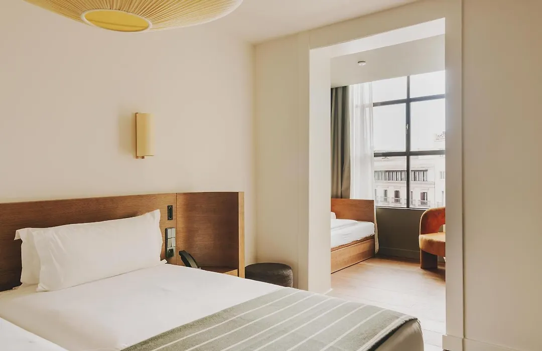 Hotel Regina Barcelona-1