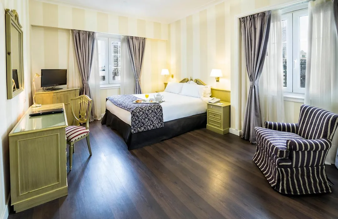Claridge Hotel-1
