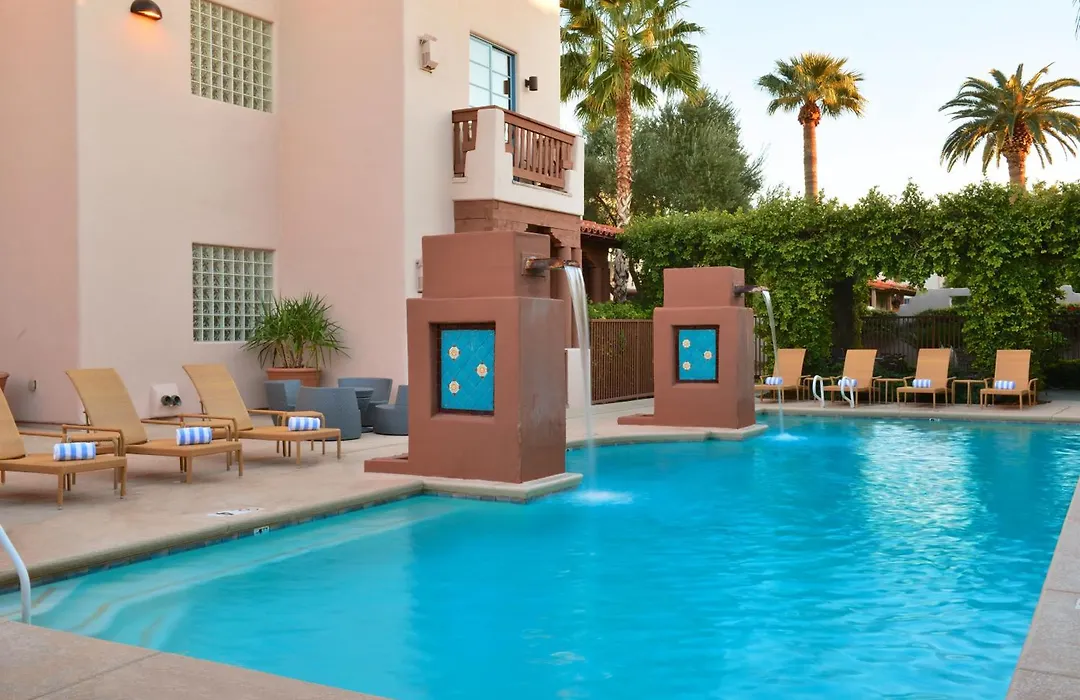 Lodge On The Desert-1