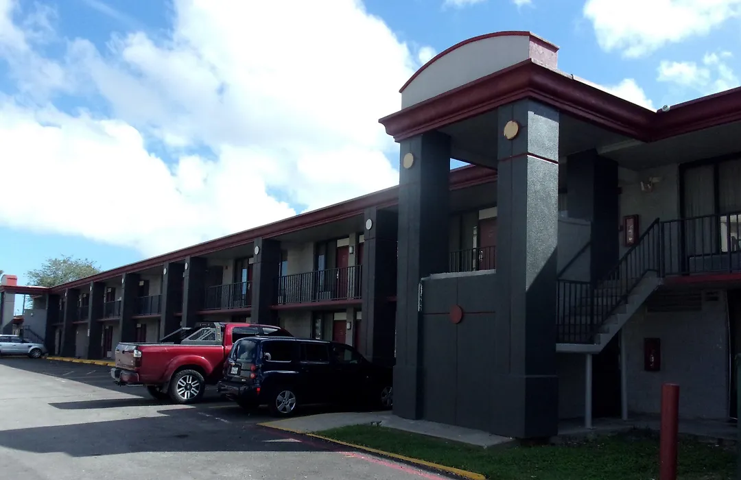 Red Roof Inn Corpus Christi North - Near Downtown-1