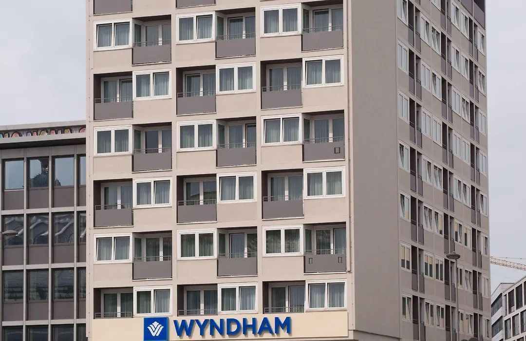 Wyndham Koeln-1