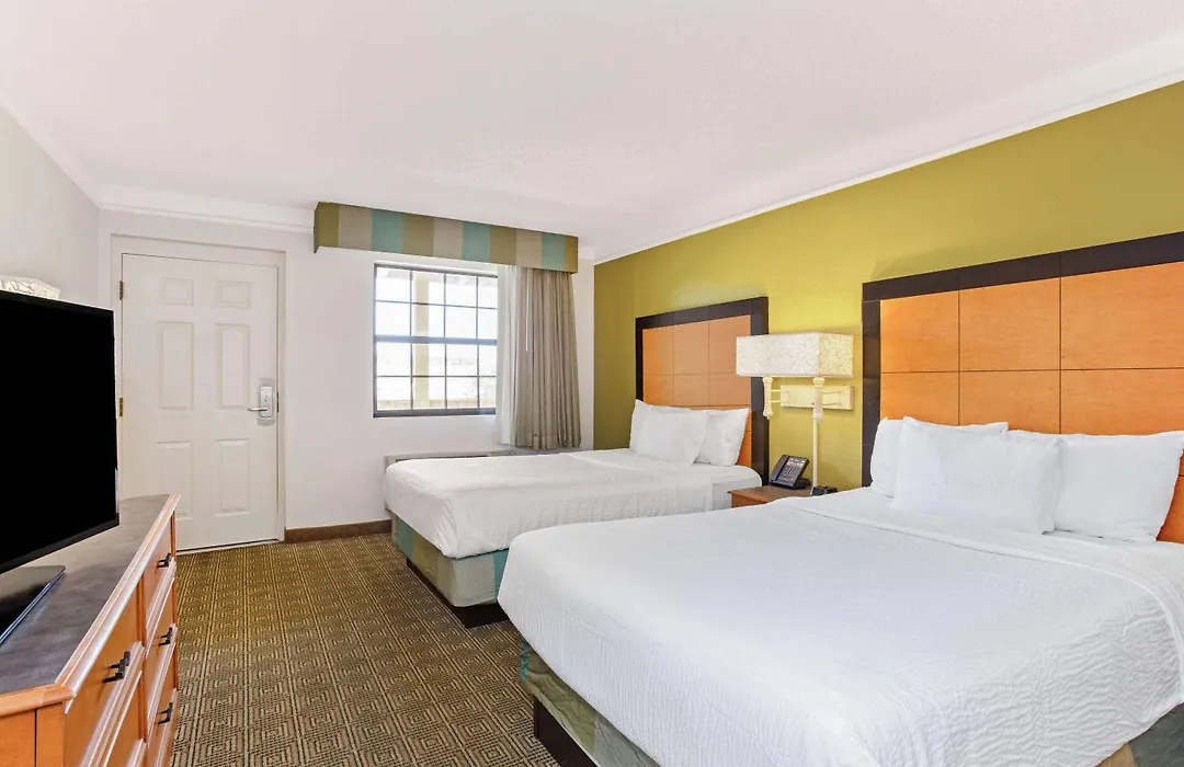 La Quinta Inn By Wyndham Orlando Airport West-1