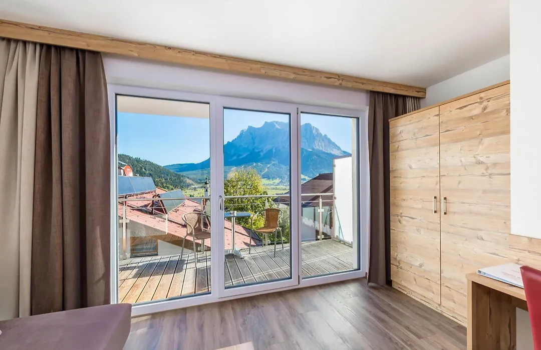 Apart Alpin-1