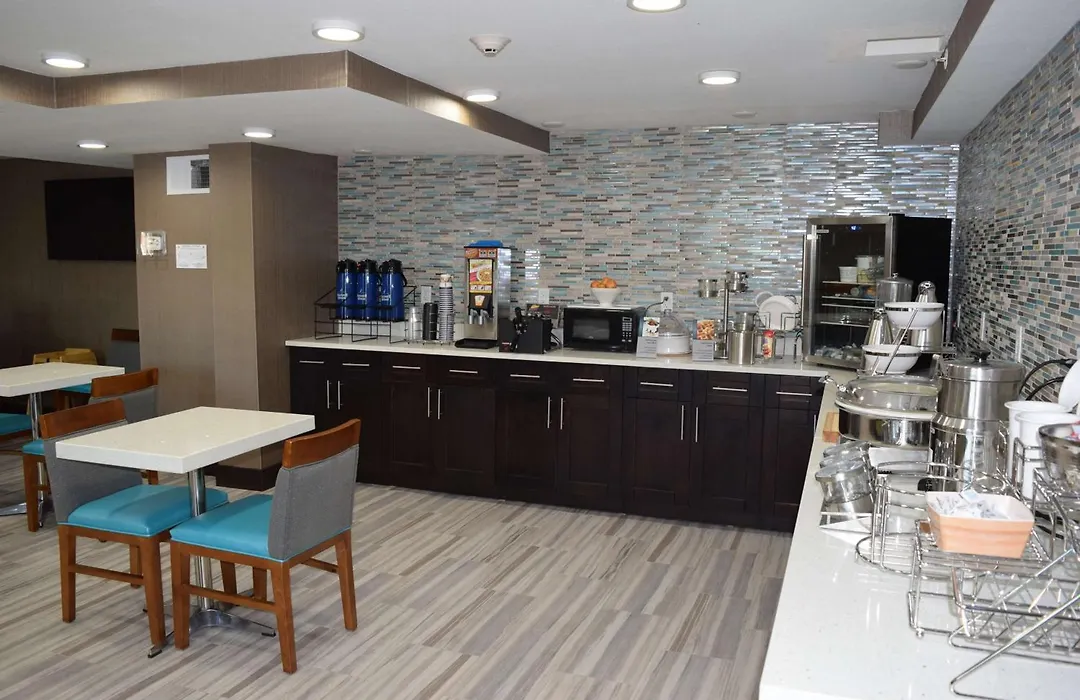 Best Western Plus Hardeeville Inn & Suites-1