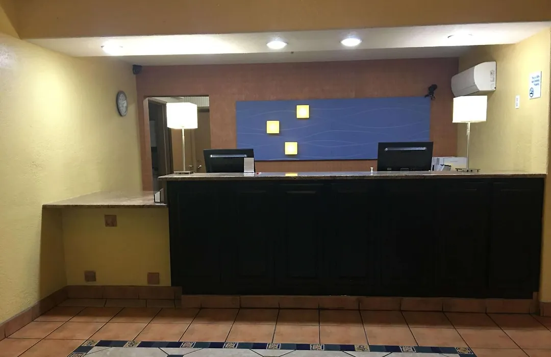 Ramada By Wyndham Santa Fe-1