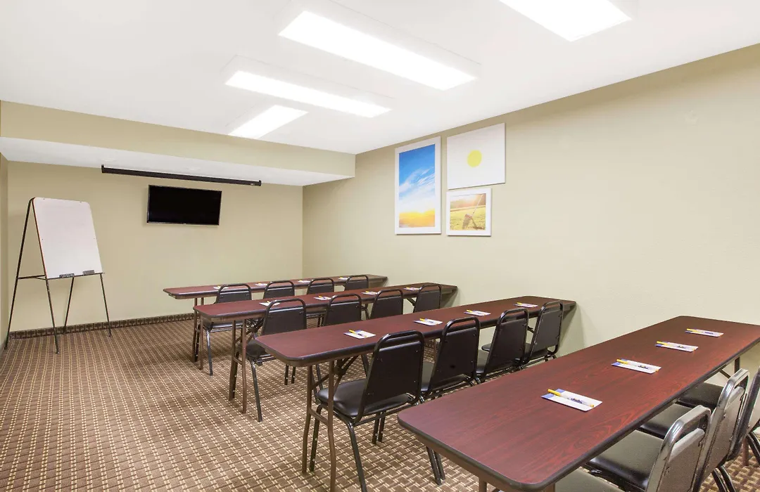 Days Inn By Wyndham San Jose Airport-1