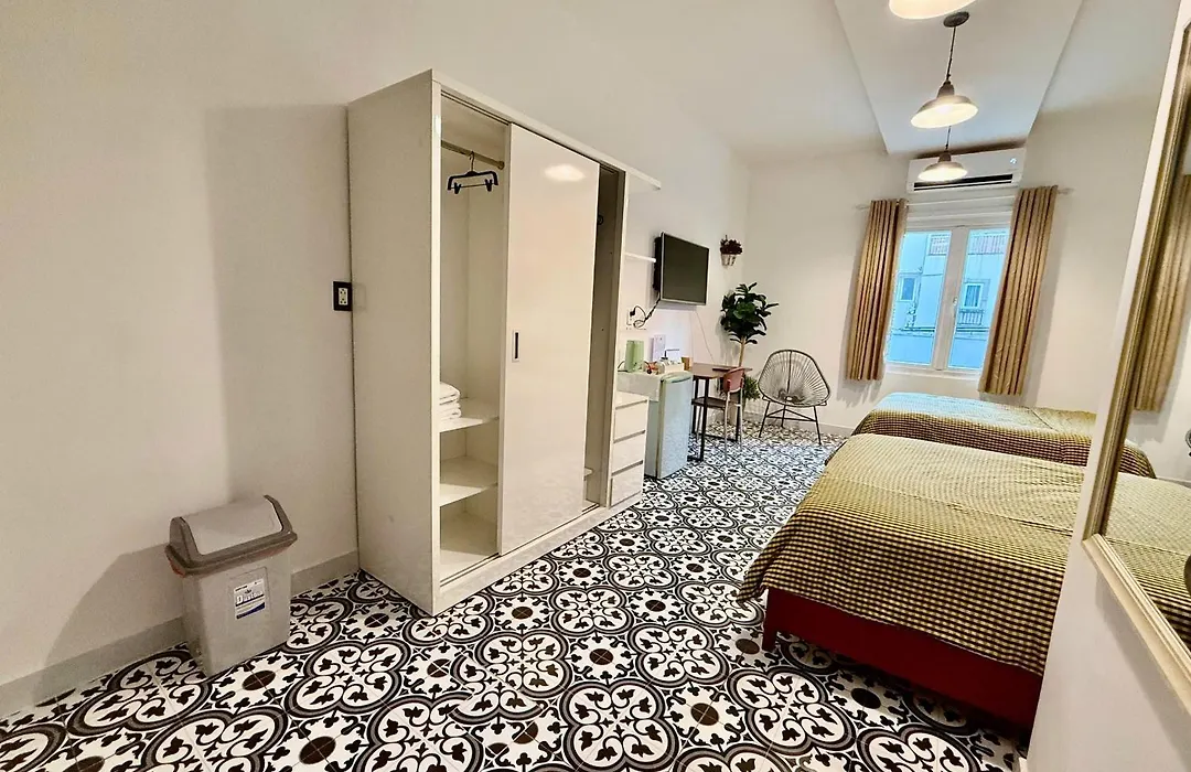 Lily'S Hostel-1