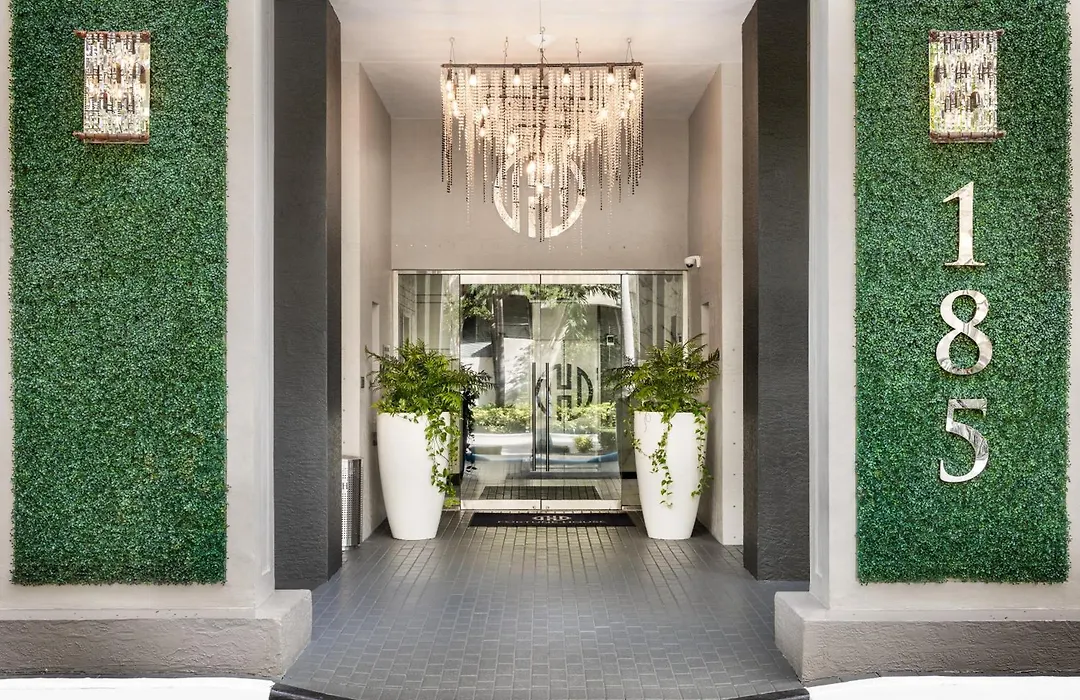 Fortune House Hotel Suites-1