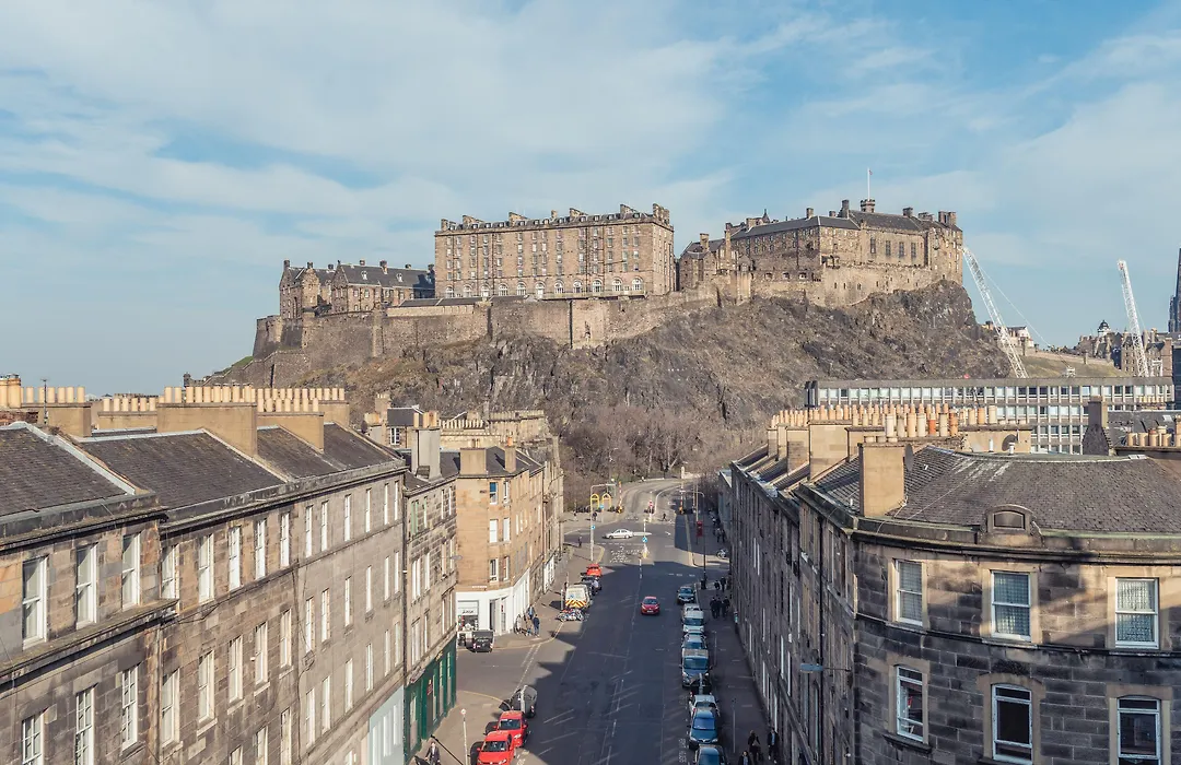 Doubletree By Hilton Edinburgh City Centre-1