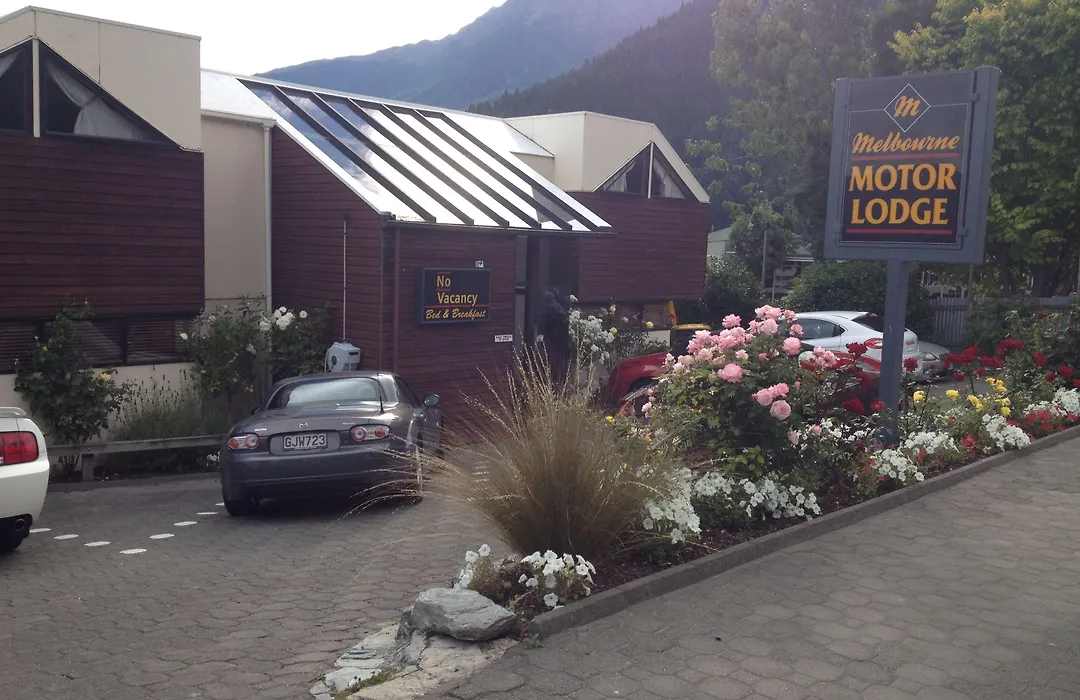Melbourne Lodge Queenstown-1