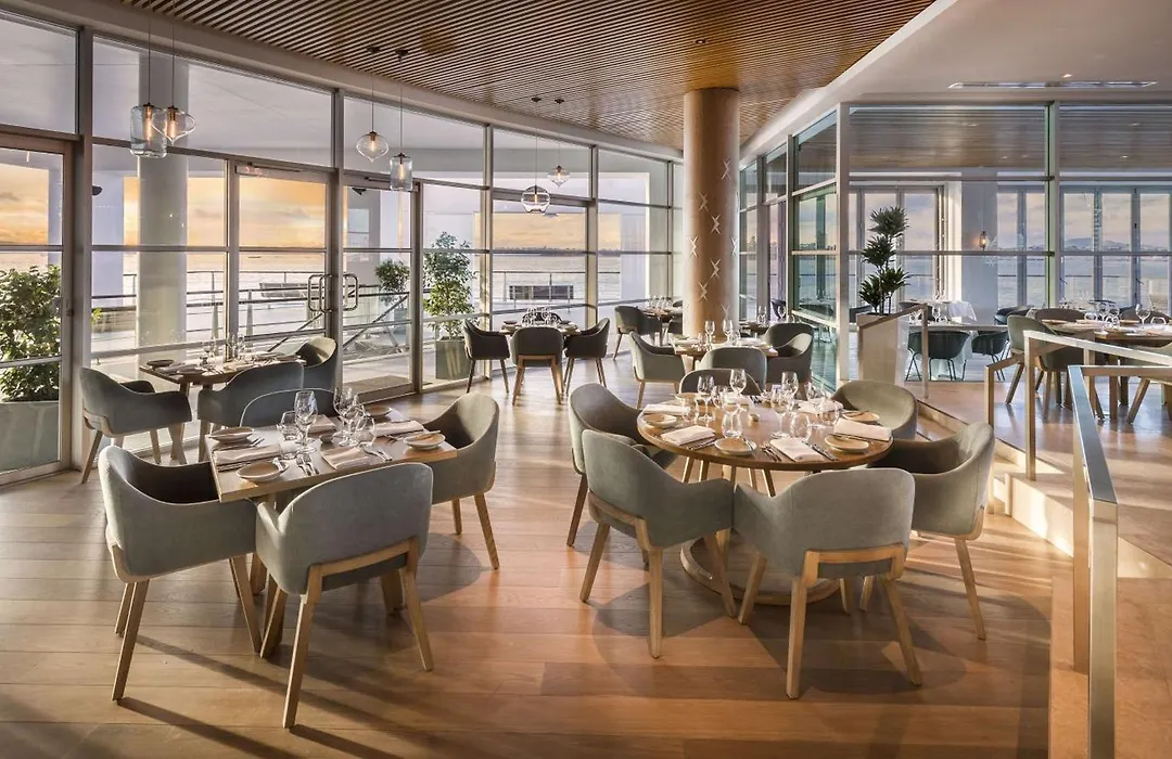 Hilton Auckland-1