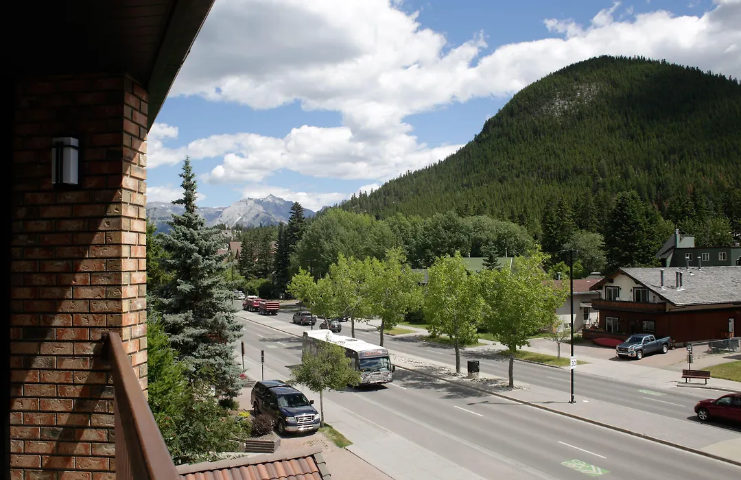 High Country Inn-1