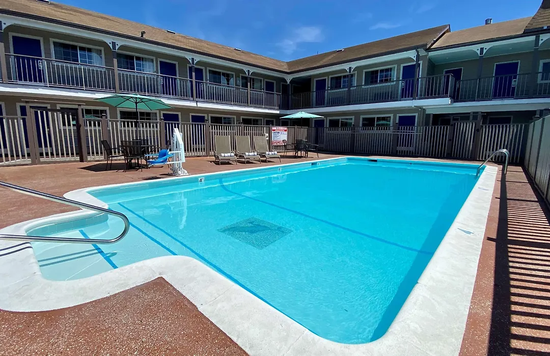 Surestay Hotel By Best Western Santa Cruz-1