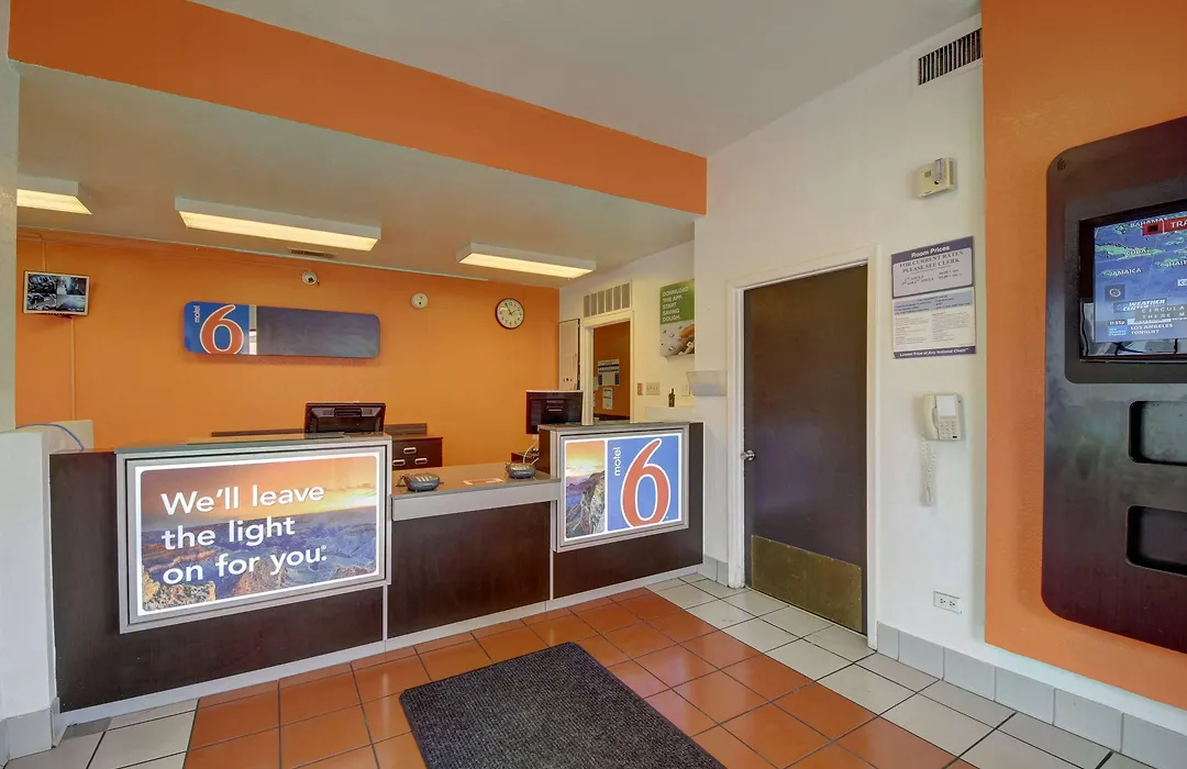 Motel 6-San Antonio, Tx - Downtown - Market Square-1