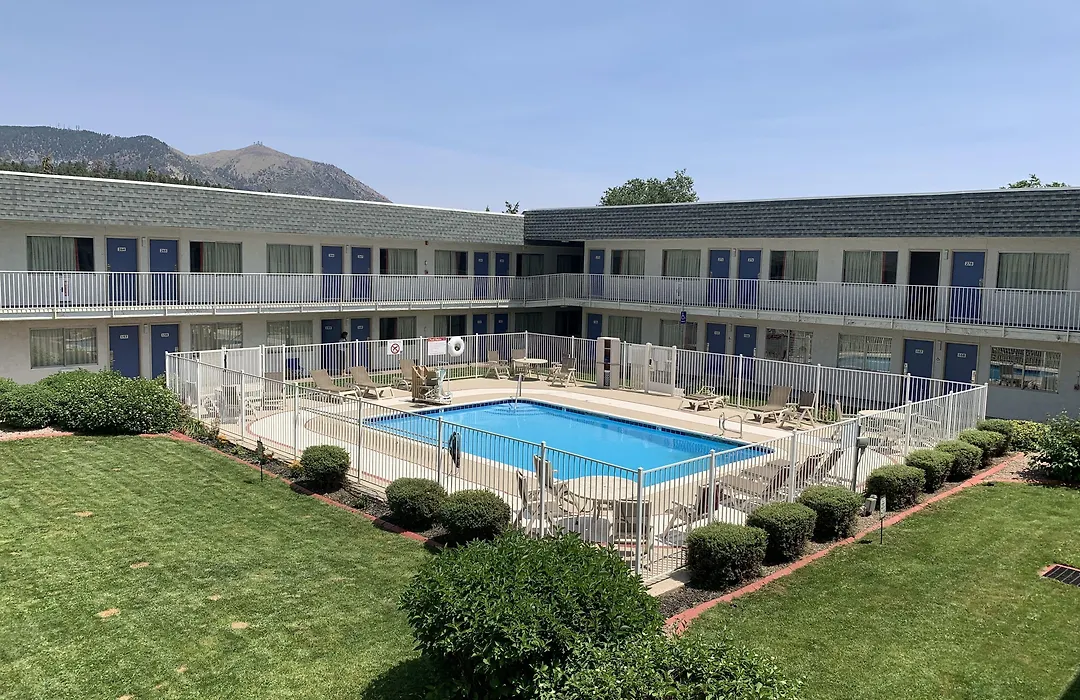 Motel 6-Flagstaff, Az - Butler-1